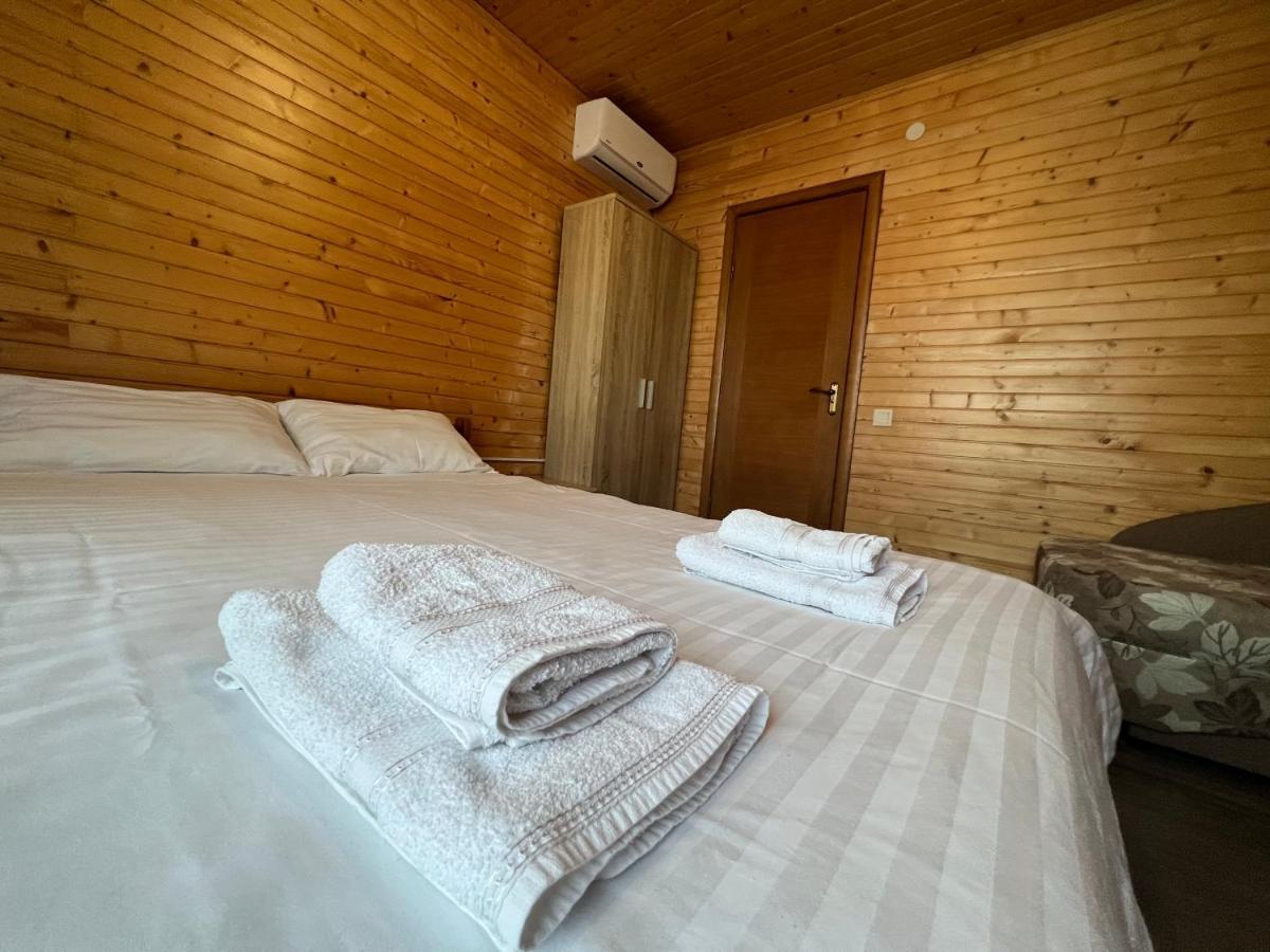 Боброва-Хата Switjas Exterior foto