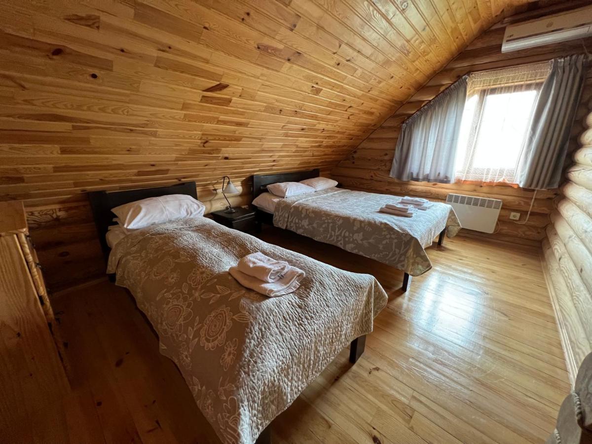 Боброва-Хата Switjas Exterior foto